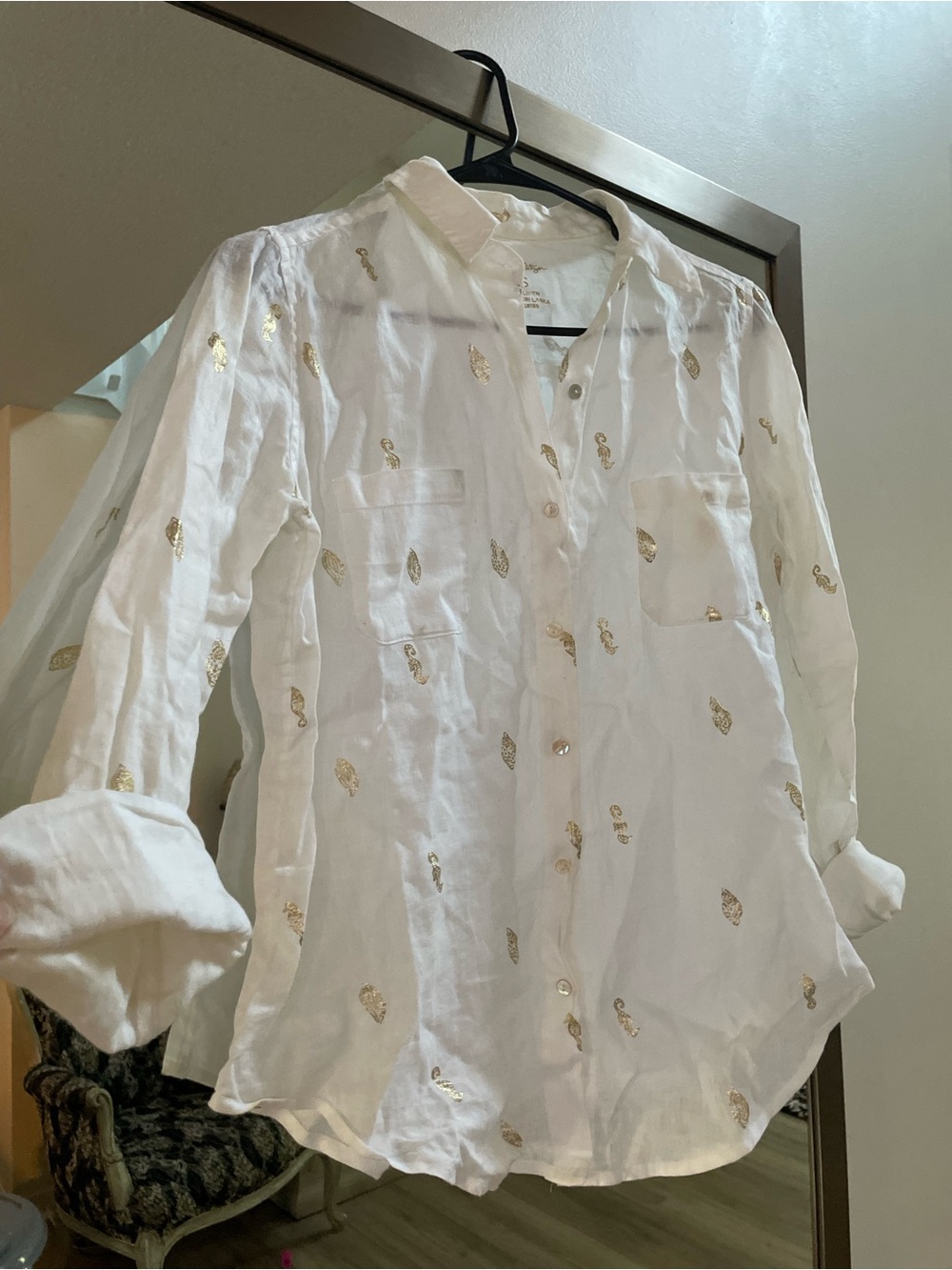 Lilly Pulitzer White Button-Up Shirt with Gold Foil Leaf Motif